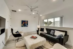 30 Vanguard Way, Dallas, TX 75243 - Photo 27