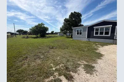 516 Glendale Drive, Godley, TX 76044 - Photo 5