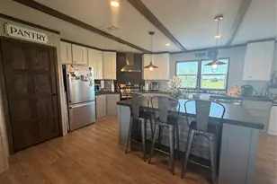 516 Glendale Dr, Godley, TX 76044 - Photo 11
