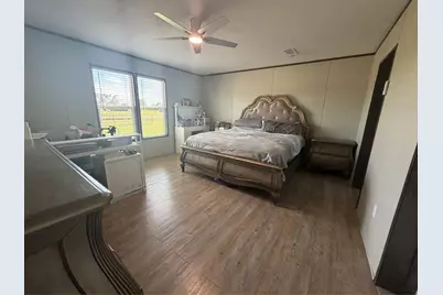 516 Glendale Drive, Godley, TX 76044 - Photo 13
