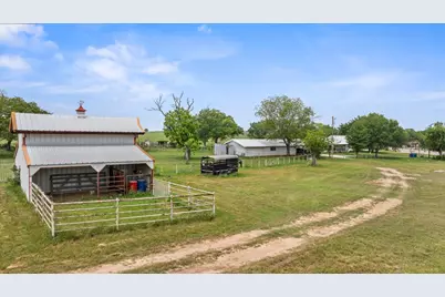 11755 West Fm 8, Stephenville, TX 76401 - Photo 23