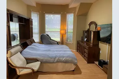 2945 Silvercrest, Grapevine, TX 76051 - Photo 3