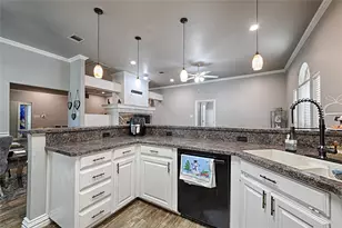 7501 Acts Ct, North Richland Hills, TX 76182 - Photo 15
