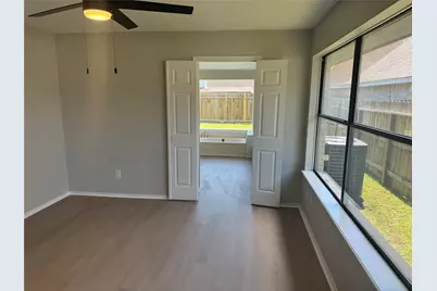 6916 Foxcroft Lane, Humble, TX 77338 - Photo 9