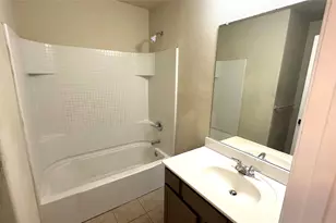 817 Lark Dr, Aubrey, TX 76227 - Photo 9