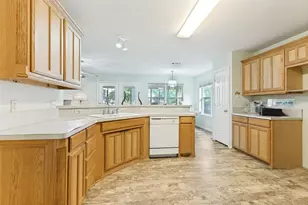 7429 Creekfall Dr, Fort Worth, TX 76137 - Photo 11