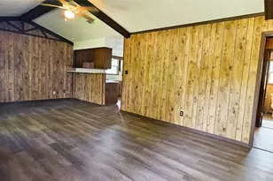 2519 FM2027, Lott, TX 76656 - Photo 7
