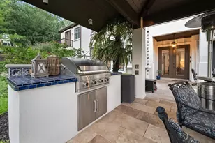 8924 Waterchase Cir, Fort Worth, TX 76120 - Photo 31