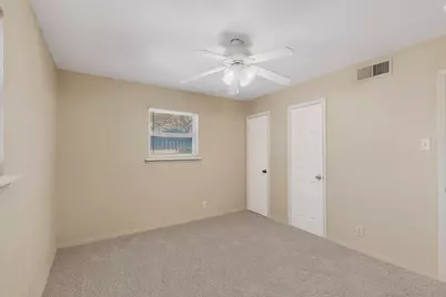 1900 Mimosa Drive, Arlington, TX 76012 - Photo 17