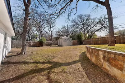 1900 Mimosa Drive, Arlington, TX 76012 - Photo 33