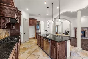 116 San Bernard Dr, Irving, TX 75039 - Photo 11
