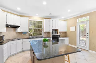 5213 Hot Springs Trail, Fort Worth, TX 76137 - Photo 7