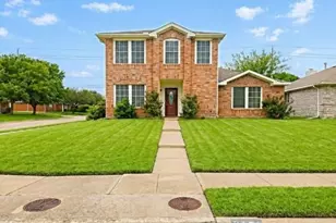 2471 Mallory Ln, Lancaster, TX 75134 - Photo 3