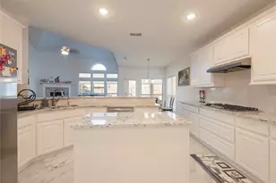 4425 Avocet Cir, Garland, TX 75043 - Photo 13