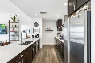 2323 N Houston St, Dallas, TX 75219 - Photo 21