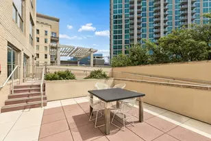 2323 N Houston St, Dallas, TX 75219 - Photo 5
