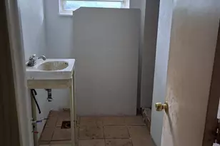 2009 Las Cruces Ln, Dallas, TX 75217 - Photo 11