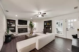 1906 Surrey Cir, Grand Prairie, TX 75050 - Photo 5