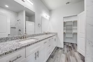 924 W Collins St, Denison, TX 75020 - Photo 15