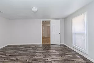 3213 Obenchain St, Dallas, TX 75212 - Photo 11