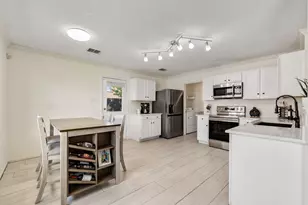 2633 Harbor Lights Dr, Little Elm, TX 75068 - Photo 9