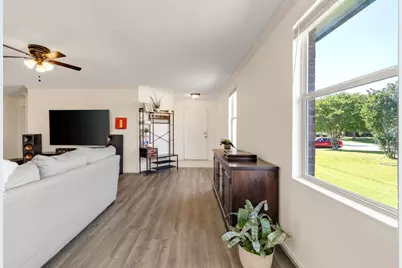 2633 Harbor Lights Drive, Little Elm, TX 75068 - Photo 5
