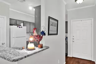 1128 Oakcrest Dr, Providence Village, TX 76227 - Photo 5