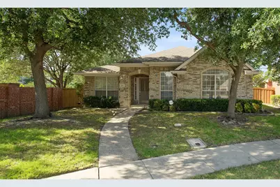 114 Midcrest Drive, Irving, TX 75063 - Photo 3