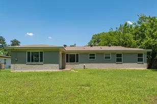 7024 Shauna Dr, North Richland Hills, TX 76180 - Photo 5