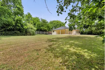 738 Wayne Avenue, Van Alstyne, TX 75495 - Photo 15