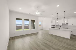 684 Tyronza Dr, Justin, TX 76247 - Photo 11