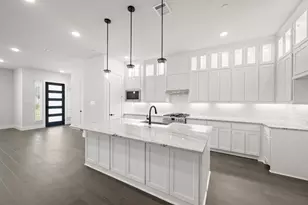 12735 Rutland Dr, Farmers Branch, TX 75234 - Photo 3