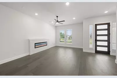 12735 Rutland Drive, Farmers Branch, TX 75234 - Photo 9