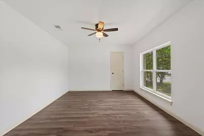 2002 Shawnee Street, Denton, TX 76209 - Photo 13