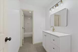 2002 Shawnee St, Denton, TX 76209 - Photo 11