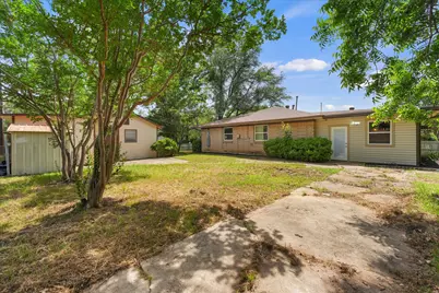 2002 Shawnee Street, Denton, TX 76209 - Photo 27