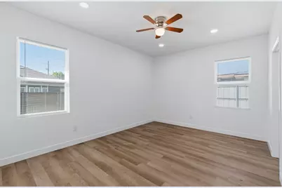2406 Naoma Street, Dallas, TX 75241 - Photo 11