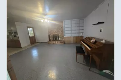 4208 Kingsbury Drive, Wichita Falls, TX 76309 - Photo 3