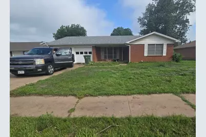 4208 Kingsbury Drive, Wichita Falls, TX 76309 - Photo 1