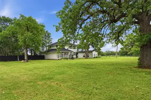 2182 Sunflower Rd, Paradise, TX 76073 - Photo 9