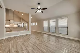 550 Lily St, Crowley, TX 76036 - Photo 11