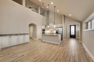 550 Lily St, Crowley, TX 76036 - Photo 9