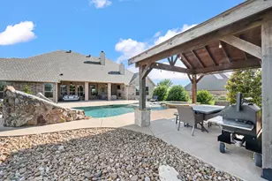 13310 McAllen Ln, Justin, TX 76247 - Photo 35