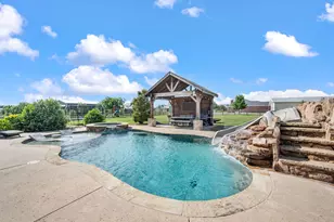 13310 McAllen Ln, Justin, TX 76247 - Photo 35