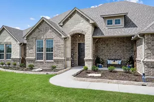 13310 McAllen Ln, Justin, TX 76247 - Photo 3