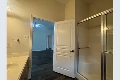 1010 Teresa Court, Granbury, TX 76048 - Photo 9