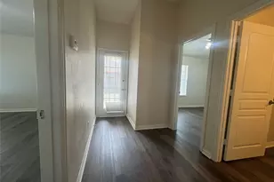 1010 Teresa Ct, Granbury, TX 76048 - Photo 7