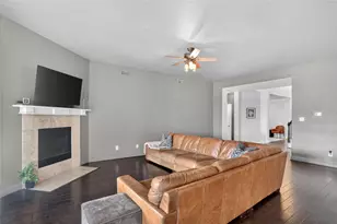 830 Woodview Dr, Prosper, TX 75078 - Photo 9