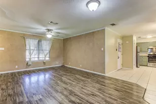 521 E Mustang St, Crowley, TX 76036 - Photo 15