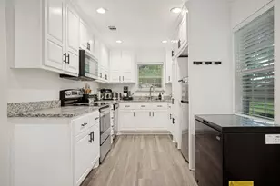 535 Northside Ave, Lewisville, TX 75057 - Photo 9